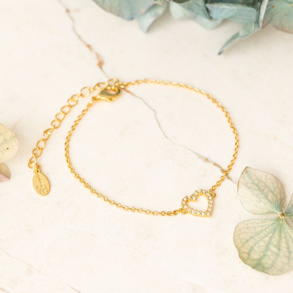 Sparkling heart bracelet