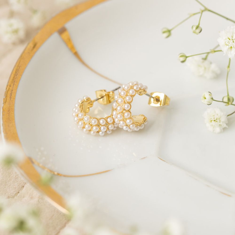 Scarlett pearly earrings