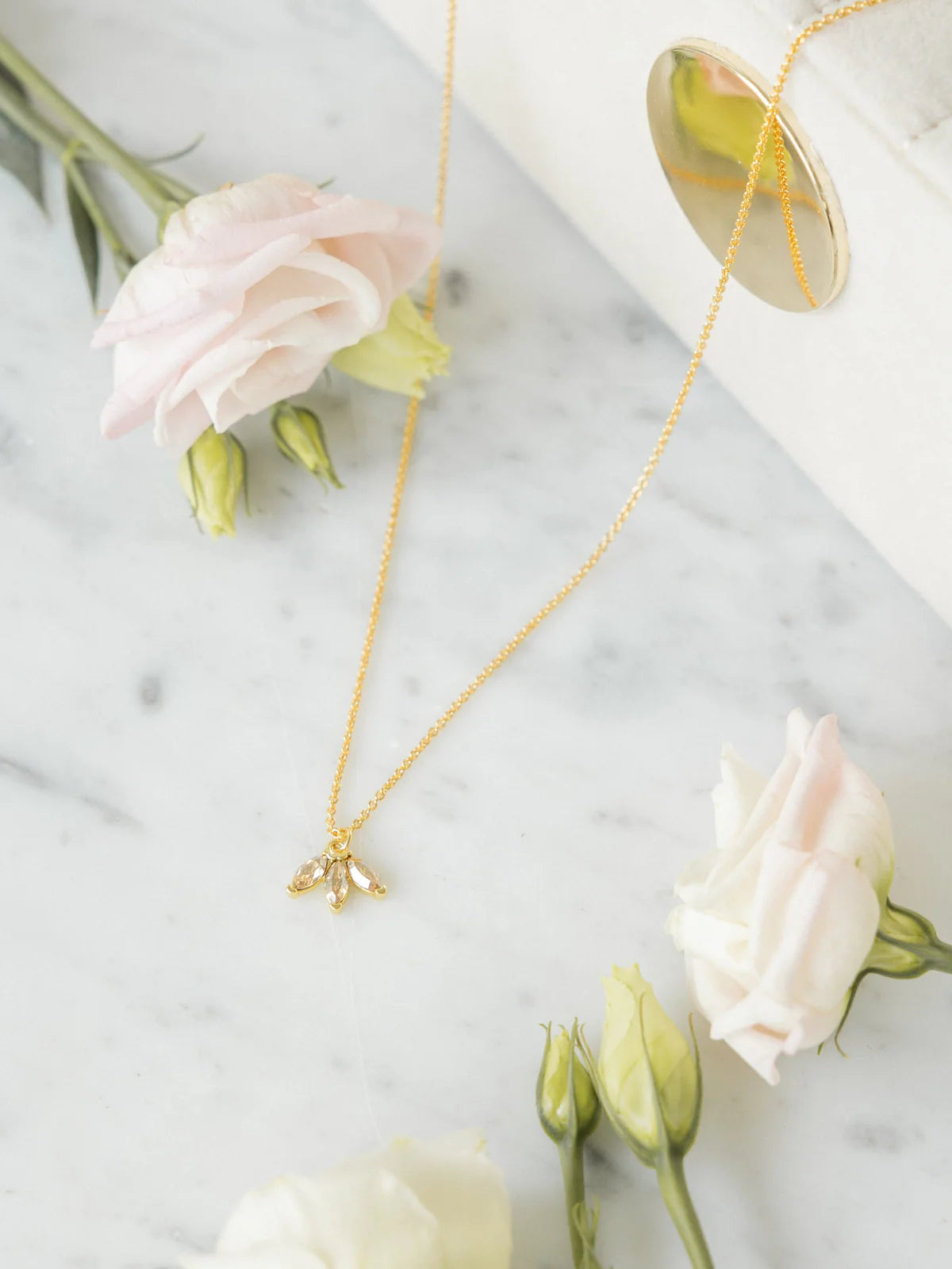 Pia champagne Necklace - Secrets by B