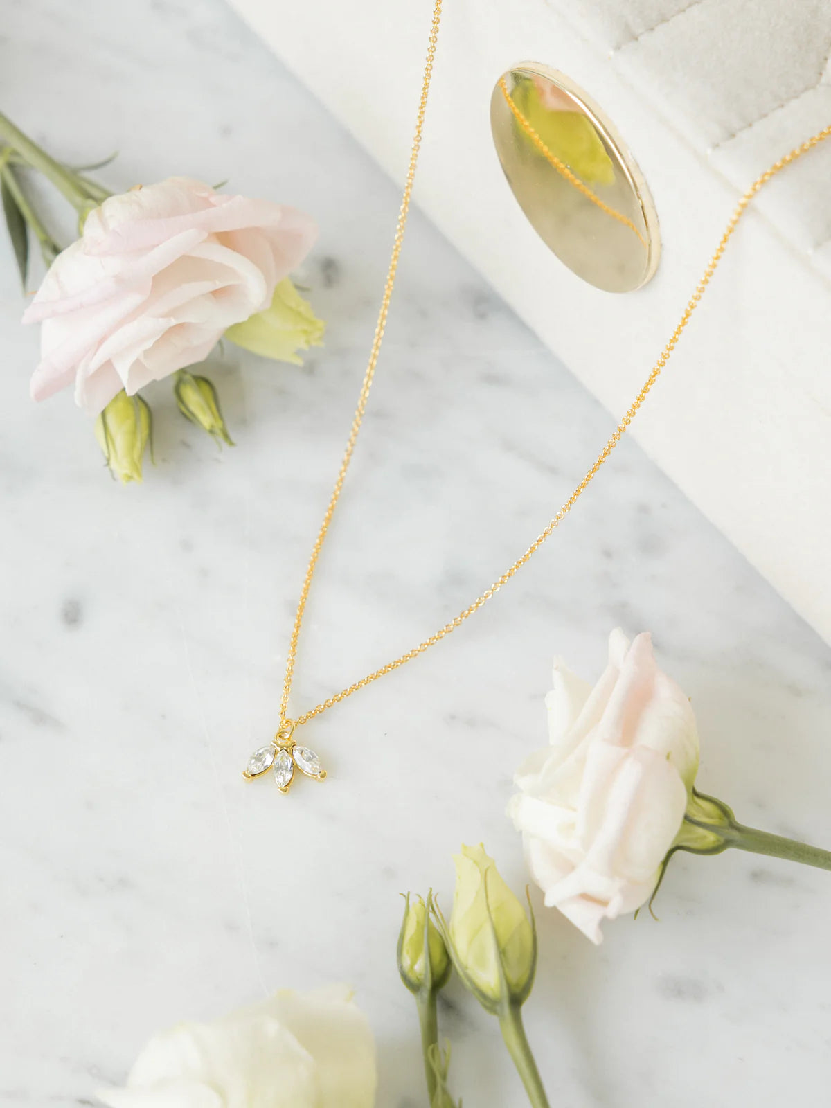 Pia clear Necklace - Secrets by B