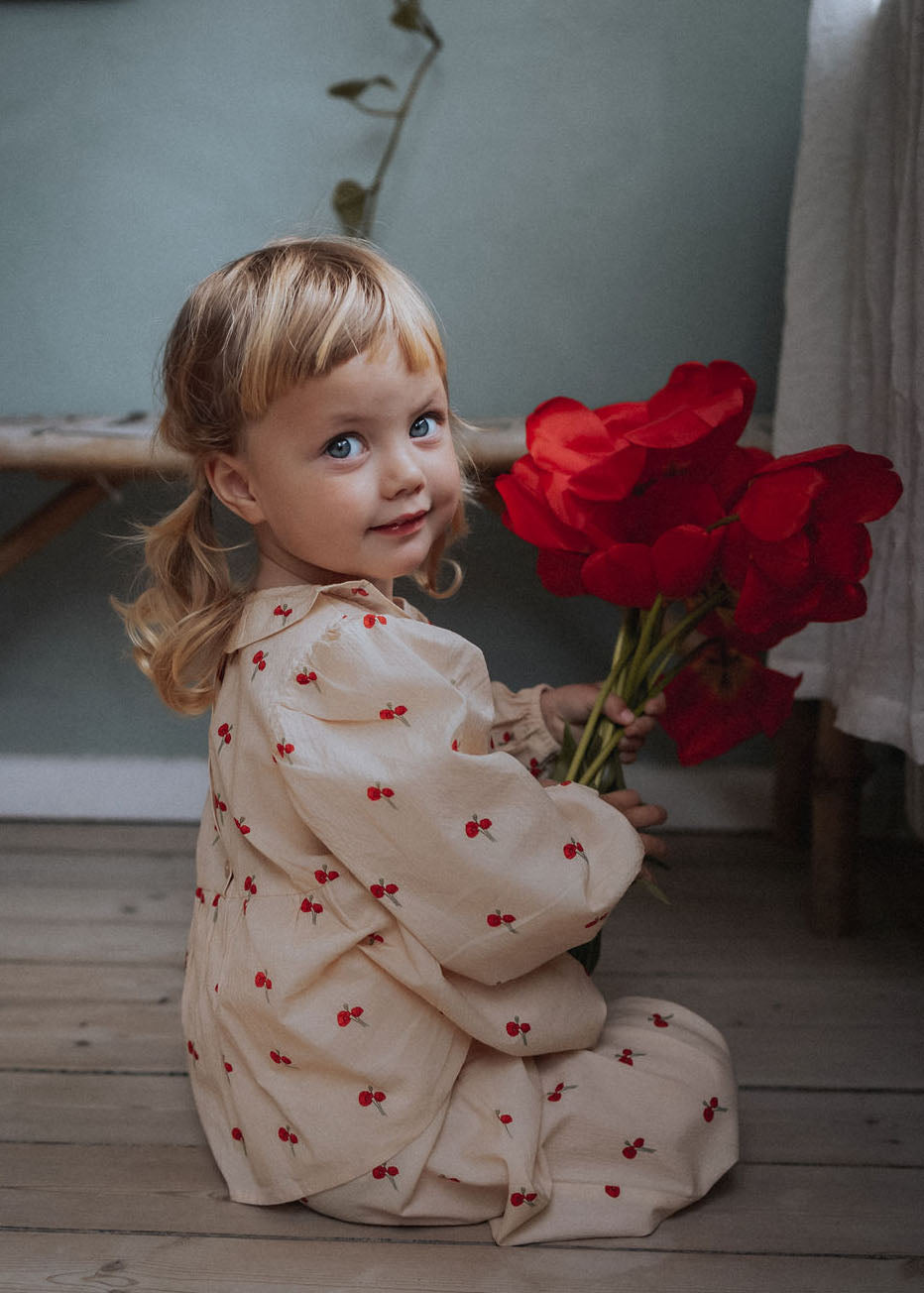 FLOWER BLOUSE
