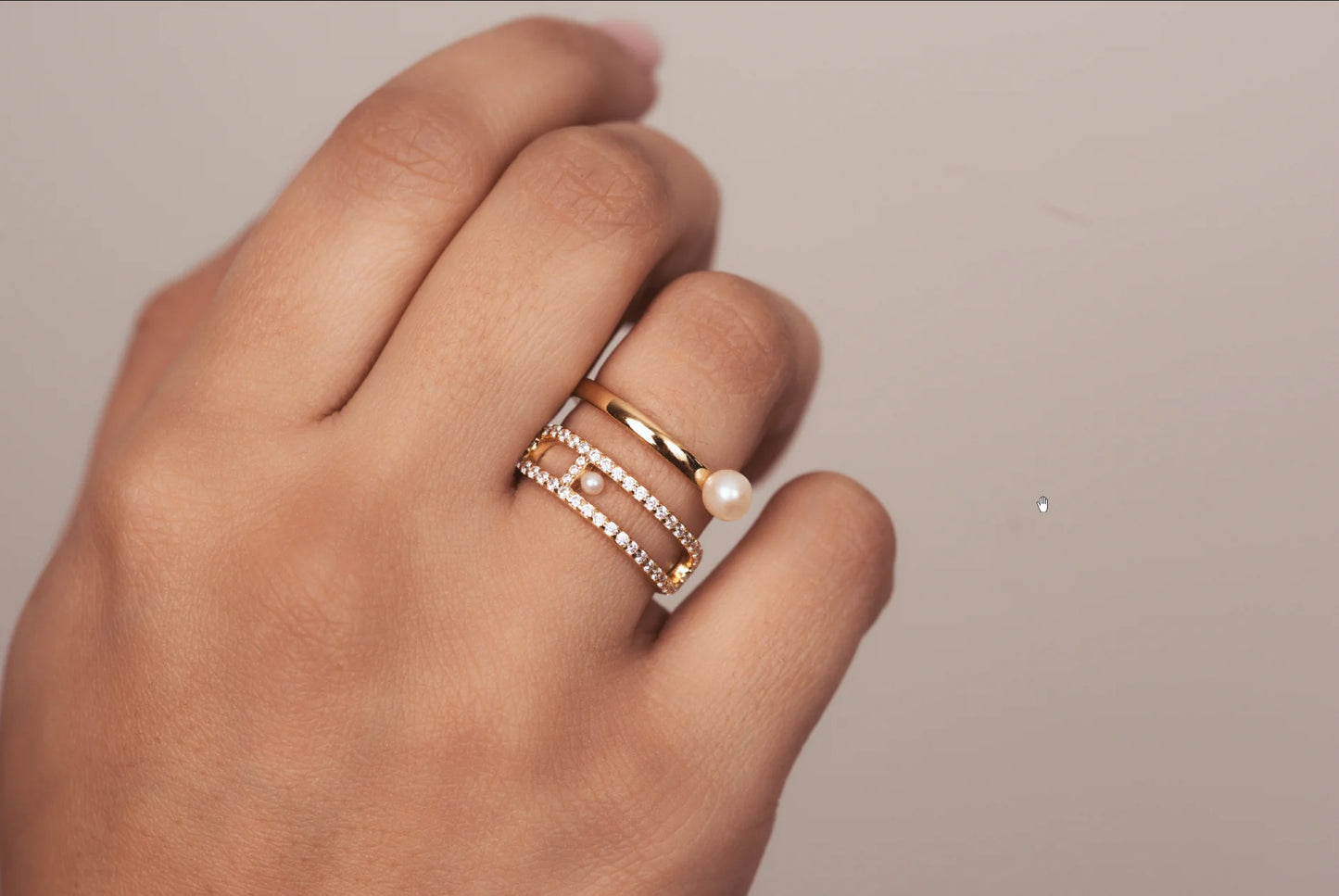 Symphony ring